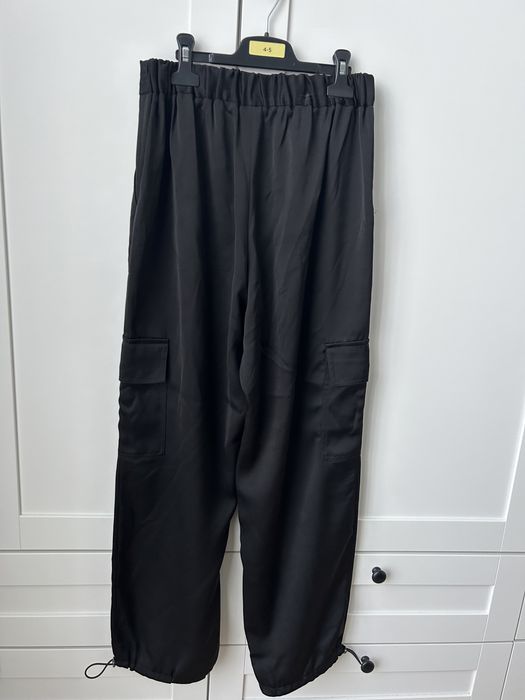 Pantaloni cargo negri ASOS