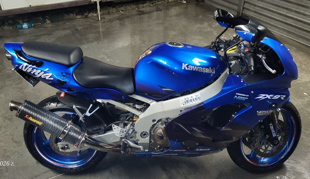 KAWASAKI   Ninja zx9R