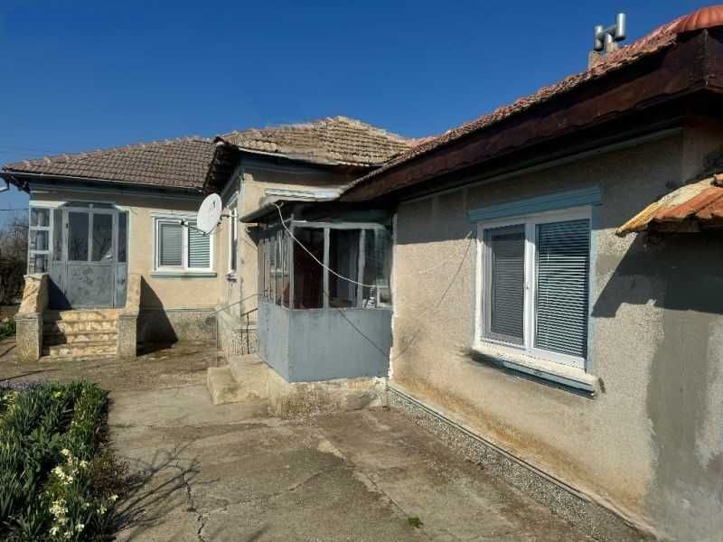 Продава се Къща в с. Селце, Област Добрич - 120 кв.м за 459 €/кв.м - Снимка #1