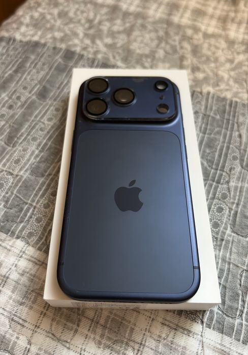Iphone 17 pro в отлично състояние
