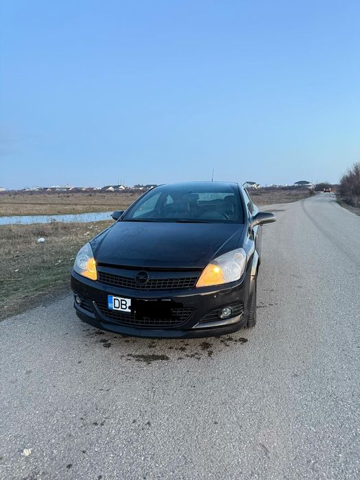 Opel Astra H GTC