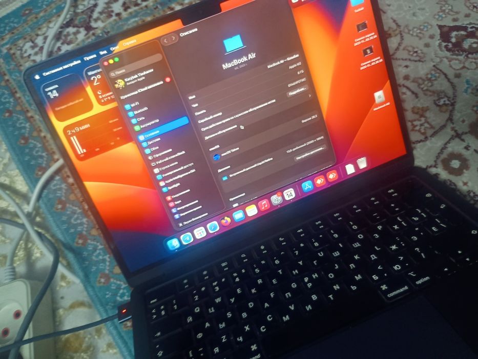 Продаю Macbook Air M2 256gb