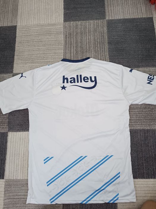 продавамм тенискаа