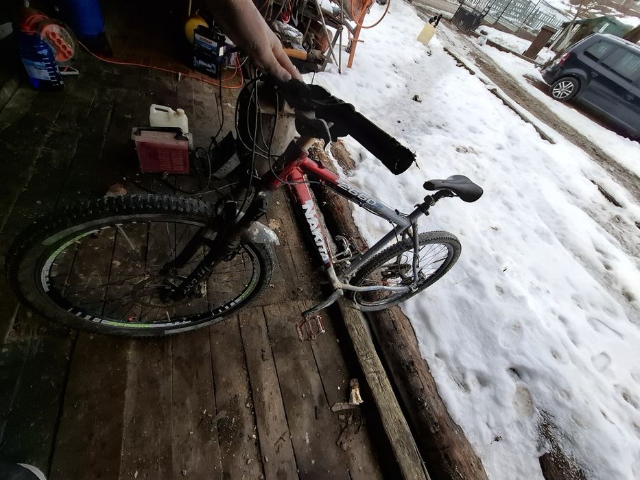 Vand bicicleta nakita