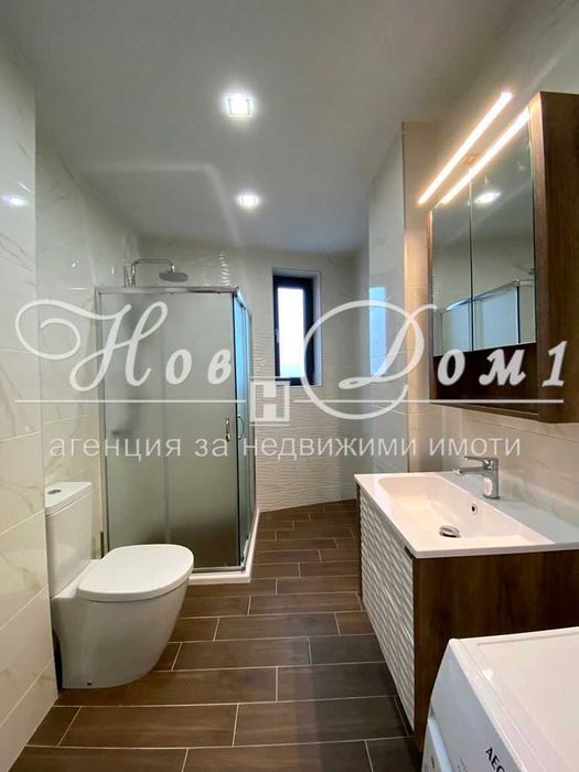 Дава се под наем Тристаен апартамент в Варна, Център - 90 кв.м за 900 € - Снимка #11