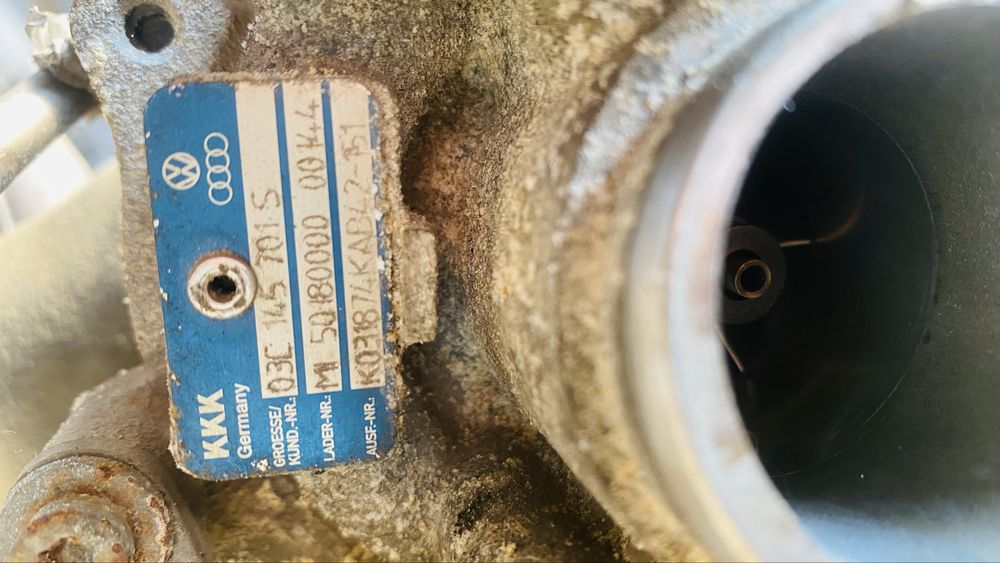 Продавам турбо пасат 6 1.4 бензин метан 150 коня