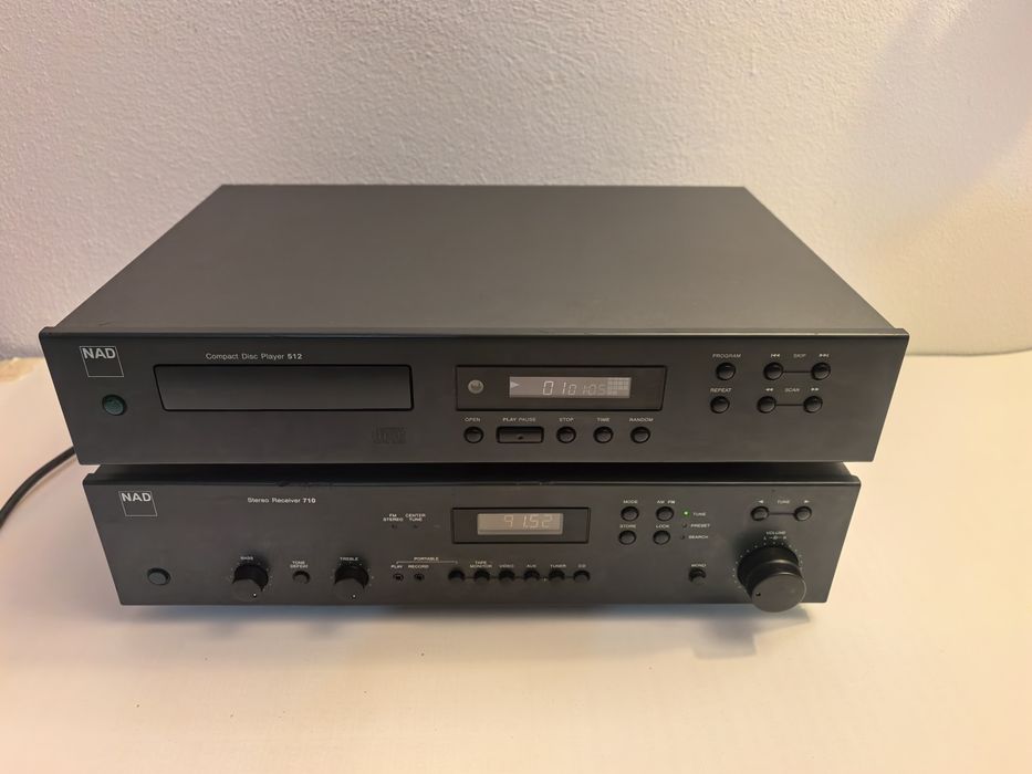 Amplificator NAD 710 si CD NAD 512 compact disc amplituner statie