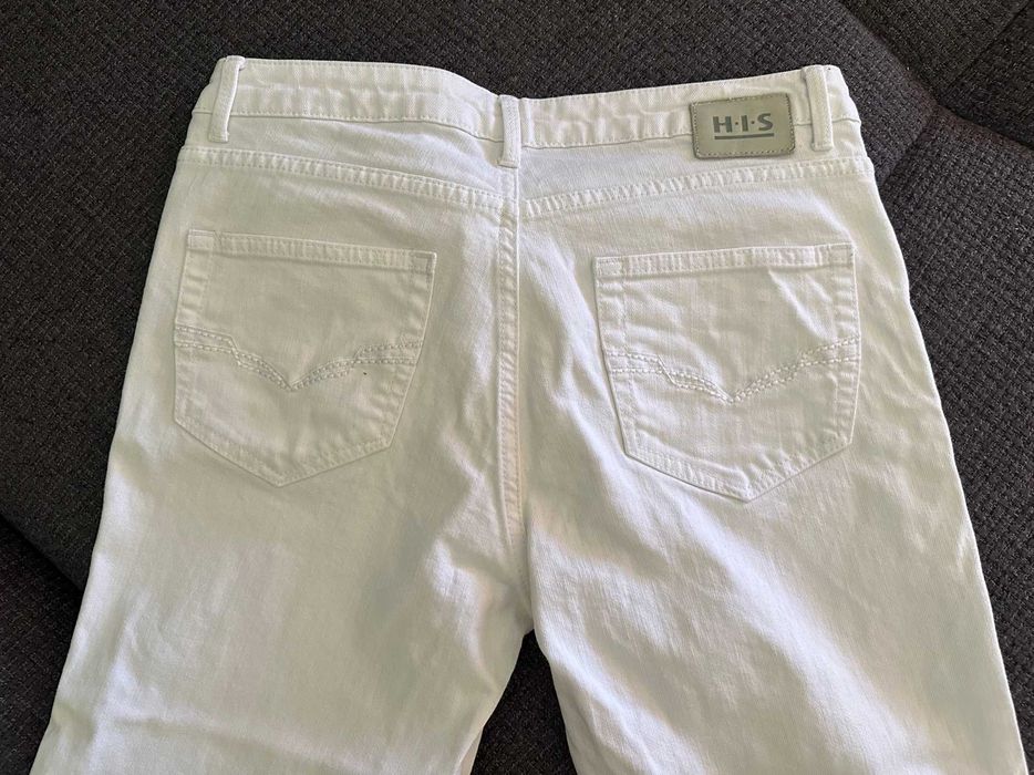 Продавам Дамски дънки