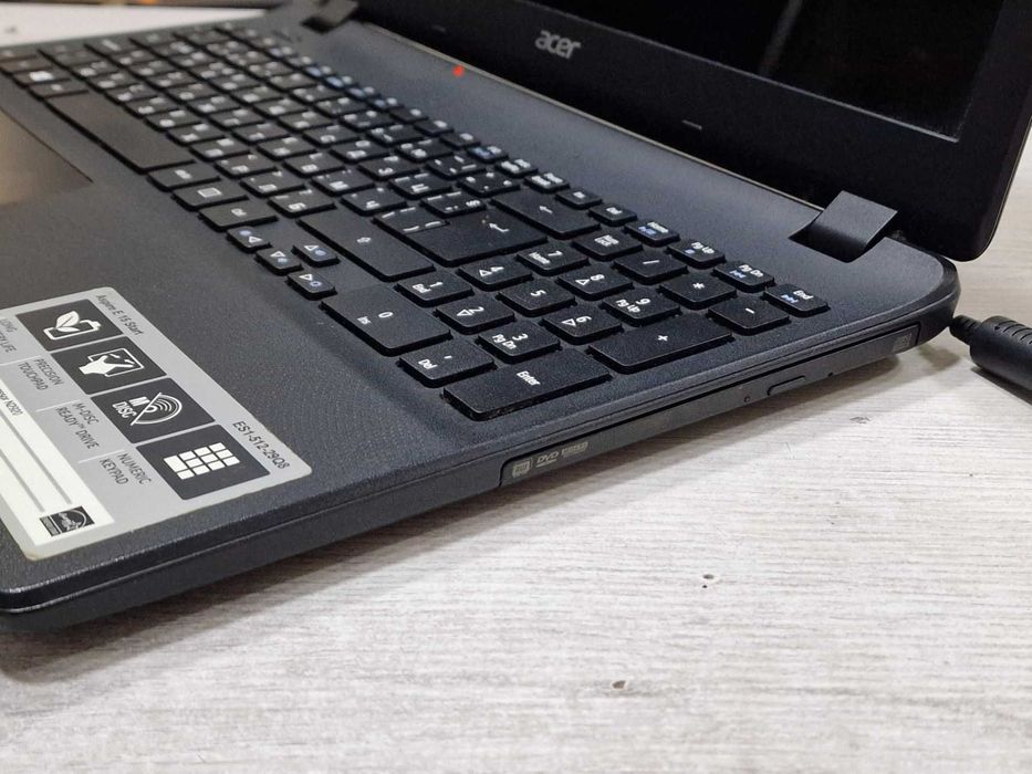Acer Aspire ES1-512 / 4GB RAM / 512GB HDD / Intel Celeron N2920