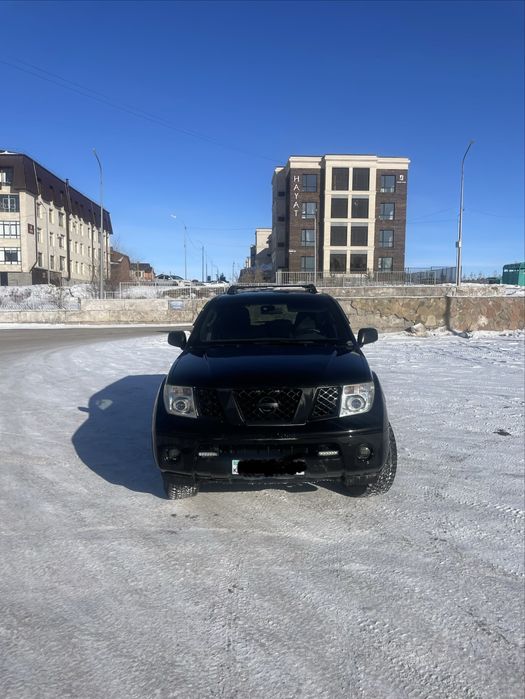 продаю Nissan Pathfinder 2005 года, объем 4