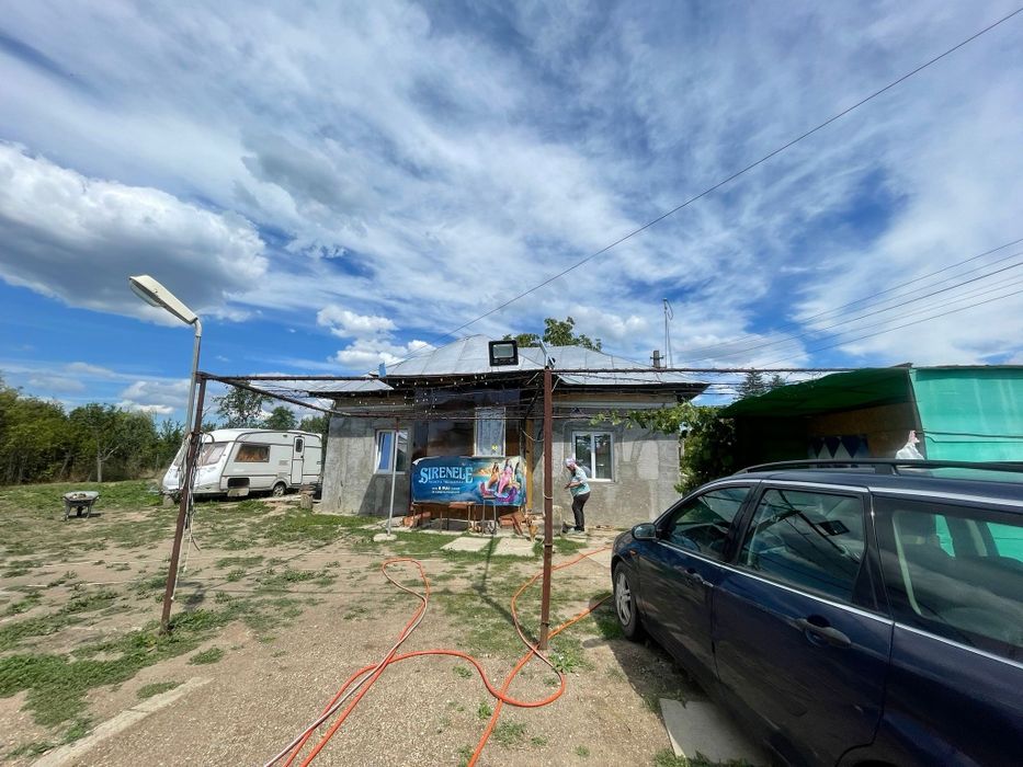 Vând Casă cu teren 3150 mp.aproape de Pitești
