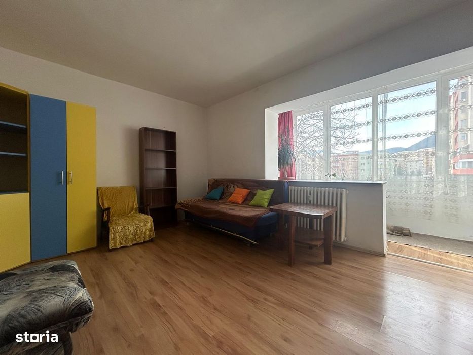 Garsoniera in bloc de apartamente, etaj 2/4, mobilata, zona Judetean!
