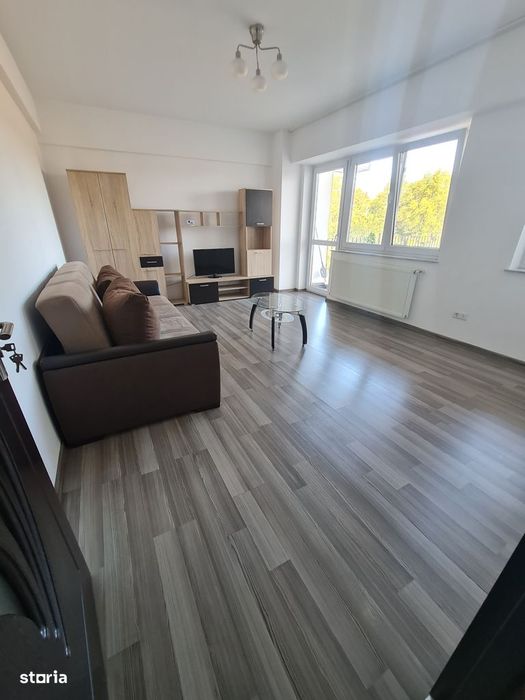 Zamca-bloc nou- 2 camere decomanate+loc parcare prorietate