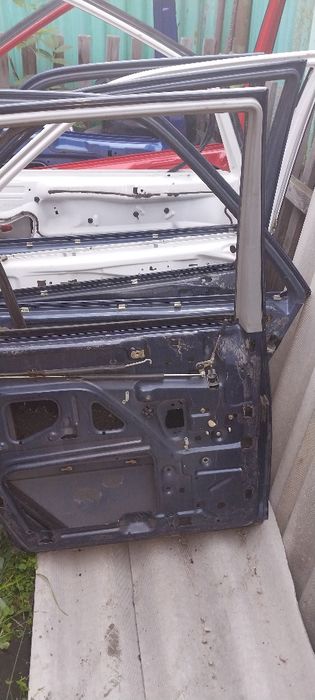 Запчясти на мерседес