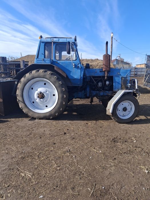 Трактор Мтз 80 в хорошем состояние
