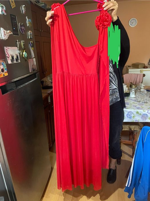Rochie elegantă roșie