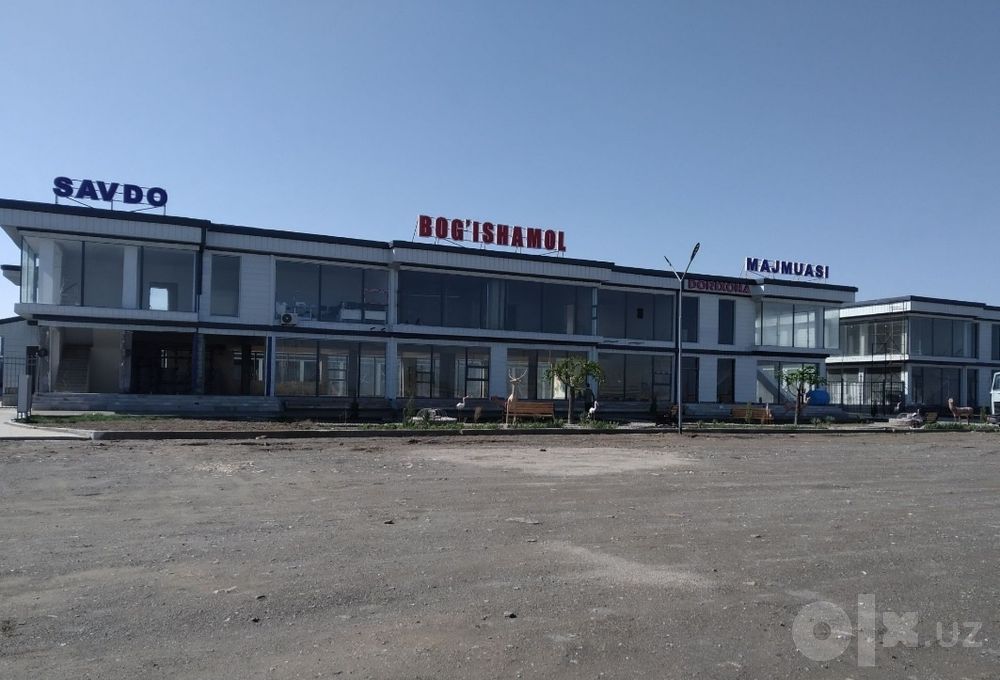 Янги Дархон  бозоридан 2 каватли катта дукон(Подвали хам бор) сотилади