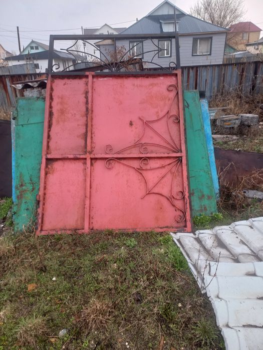 Ворота двустворчатые с колиткой