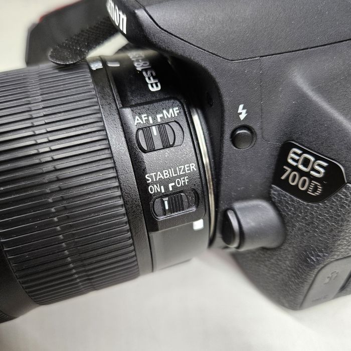 Фотоаппарат Canon 700d продаю