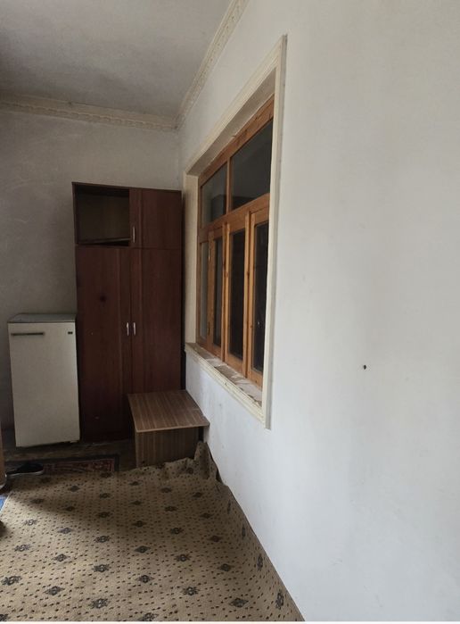 Сдаётся 2х ком квартира на 1 этаже, ор:5 мкр,Навруз, 13 школа