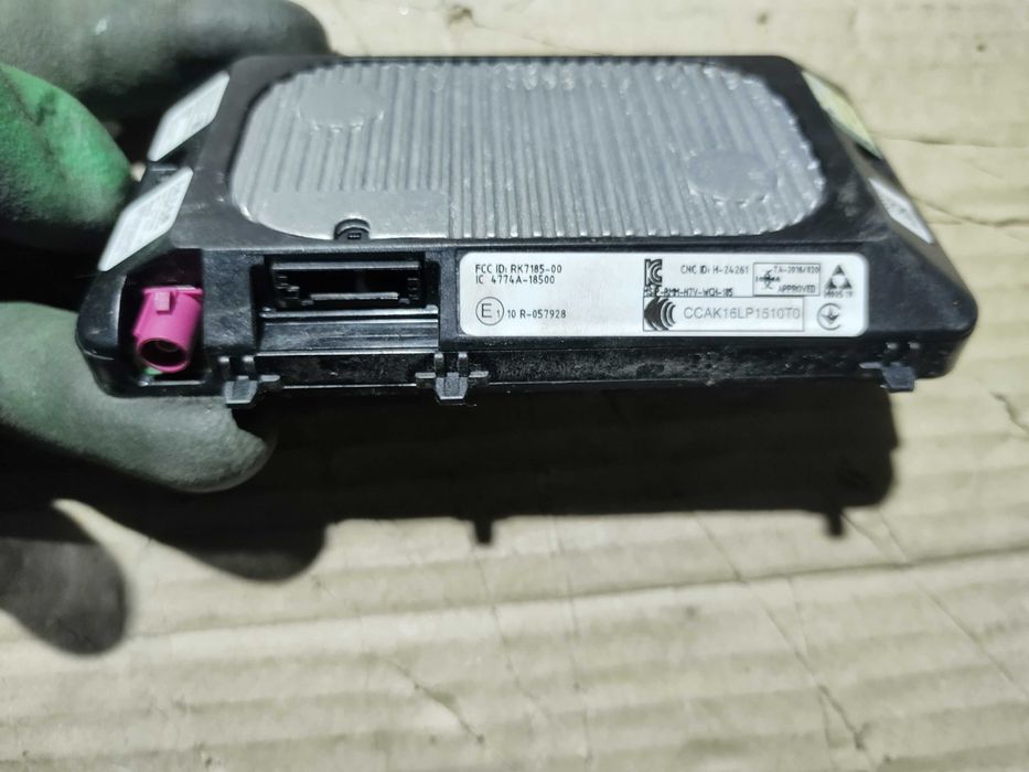 Безжично Зарядно VW ID.3 E11 pro Wirelless charger