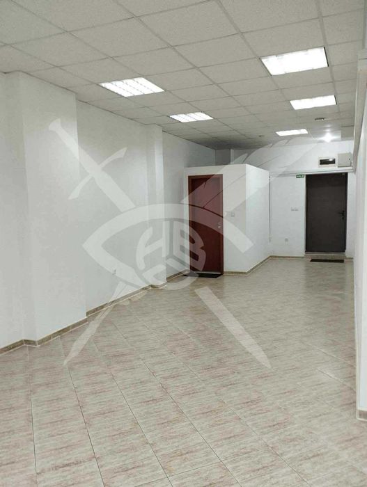 Дава се под наем Магазин в с. Левски, Област Варна - 75 кв.м за 1250 € - Снимка #3