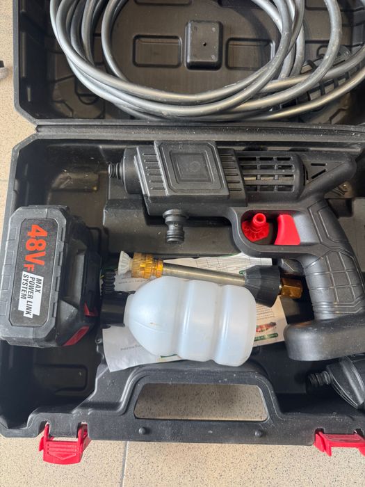 Водоструйка на батерия