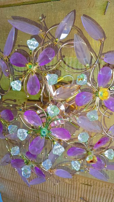 Продам люстру пяти ламповую