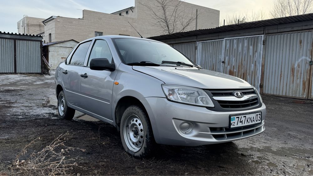 Продам автомобиль, Lada granta 2013 года