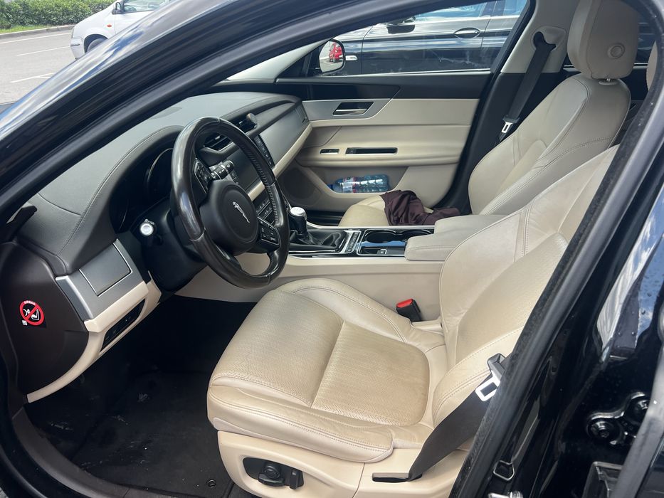 Jaguar xf 2.0 d  2016 г