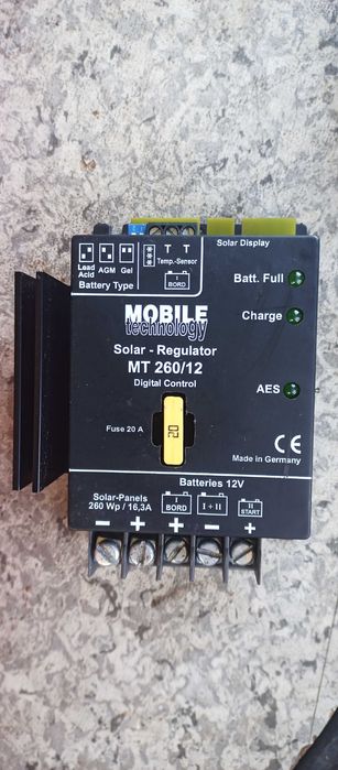 Соларен Панел 130W, 17V ,8A ,Немски  ,MOBILE Tеchnology за Кемпер, Каравана    + контролер + стойки за покрив