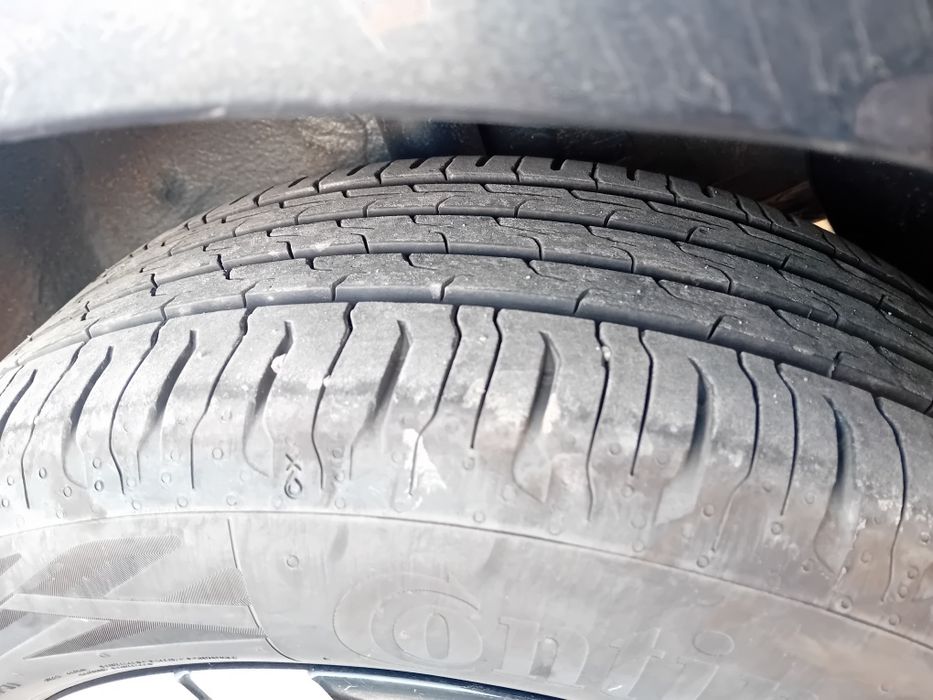 Set 4 anvelope vara Continental