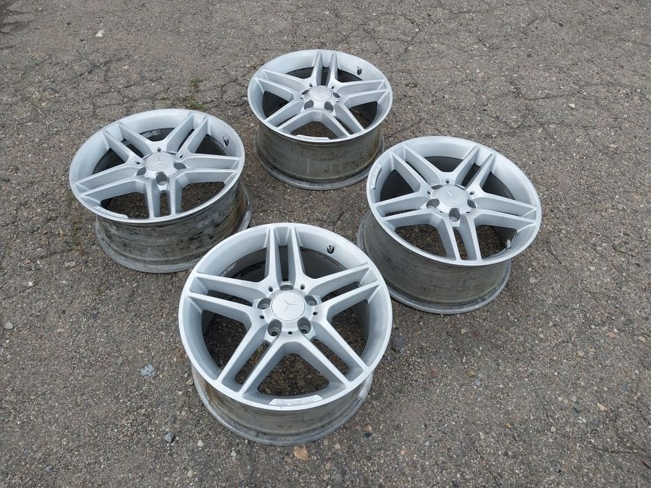 Разноширокие диски R17 Borbet. На Мерседес.