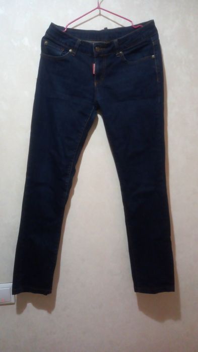 Распродажа джинсов