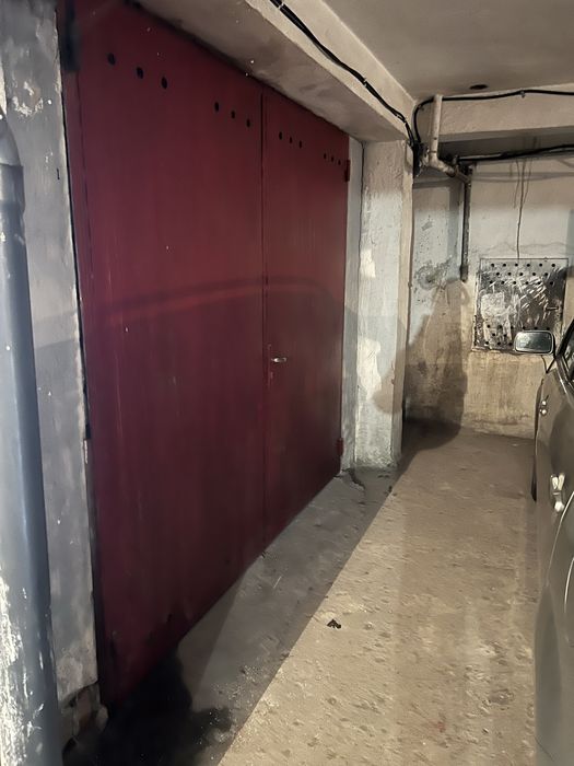 Продава се Гараж / Паркомясто в Велико Търново, Колю Фичето - 21 кв.м за 1093 €/кв.м - Снимка #4