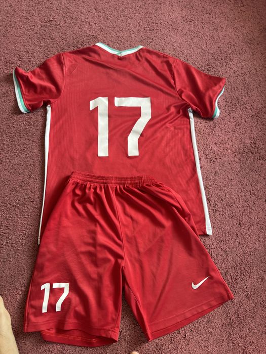 Фудбольная форма продам