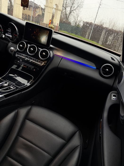 Mercedes-Benz / C-Class / 2015 /