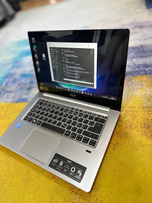 Acer Swift 3, quadocre, 4 gb, ssd 120 gb,