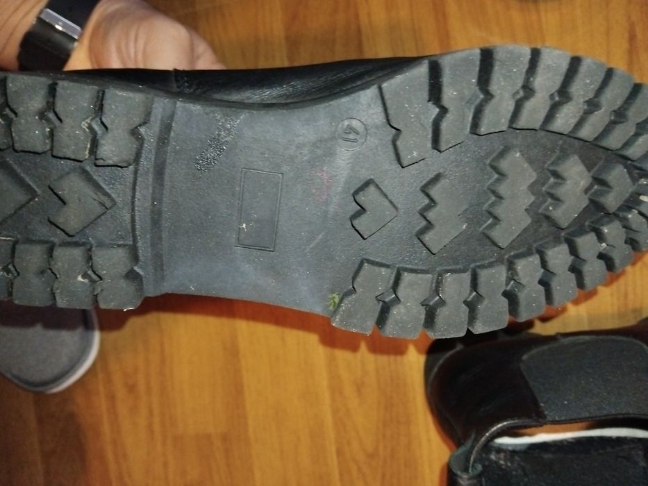 Ghete piele naturala mărimea 41 dama