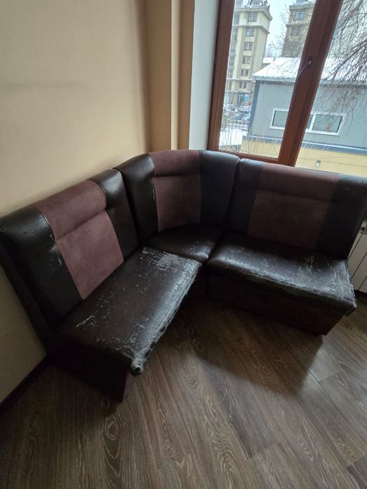 Кухонный диван-уголок