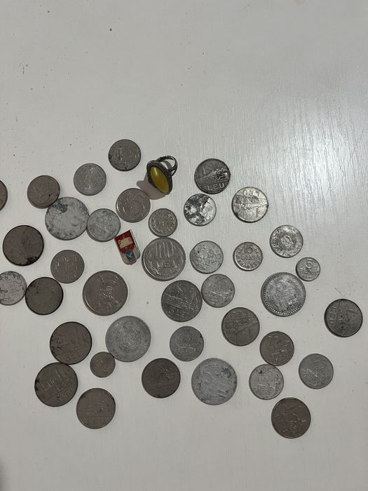 Bani foarte vechi romanesti straini