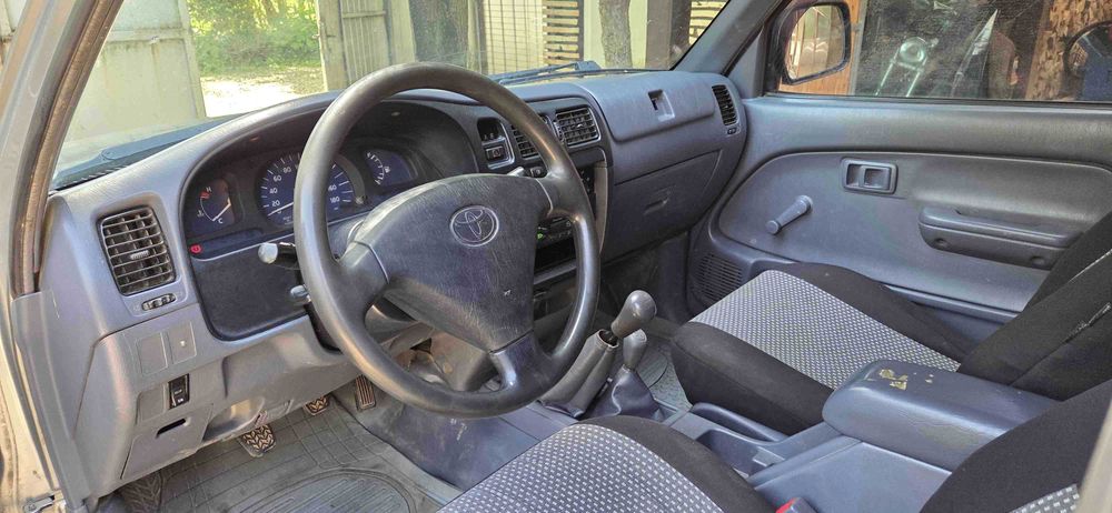 Toyota Hilux Mk5
