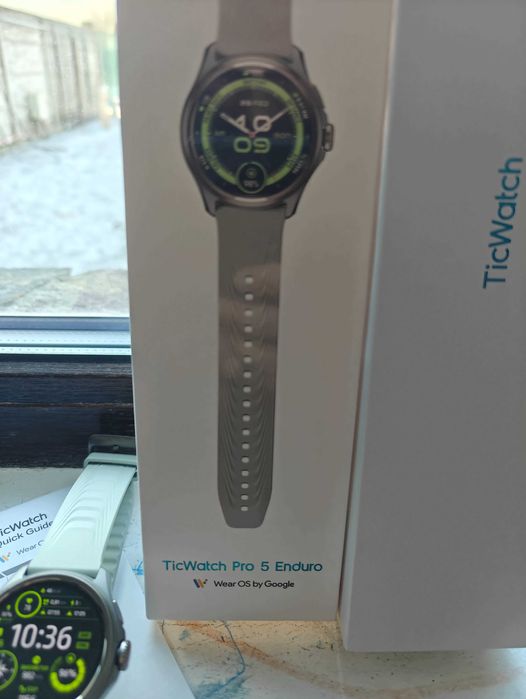 Vand ceas smartwatch Mobvoi TicWatch 5 PRO Enduro, ca nou, impecabil!