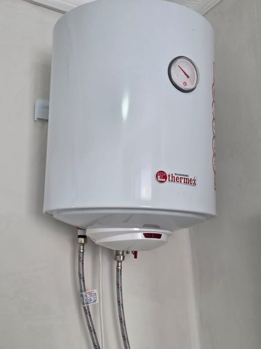 Продам комнату в секционном общежитии.