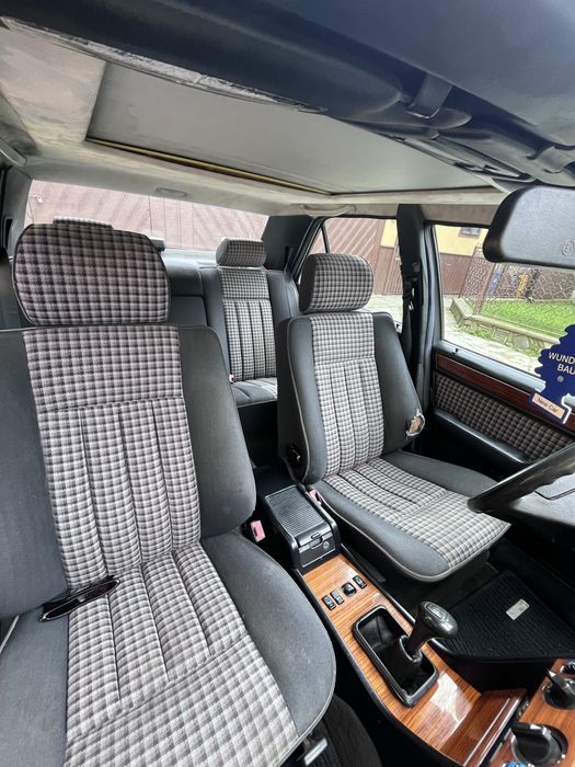 Mercedes E200 w124 benzina