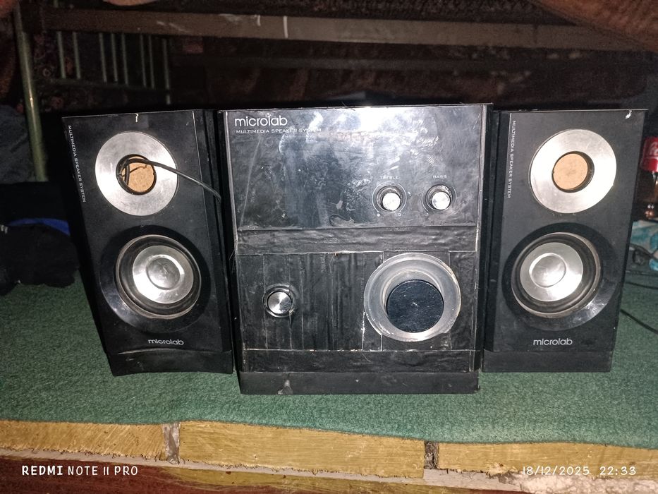 Microlab M-880.      .