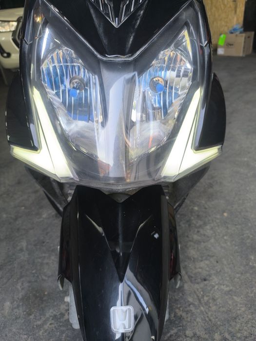 Продам скутер Honda