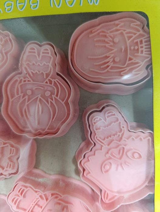 Набор формочек для печенья с аниме персонажами(штампы для вырубки)