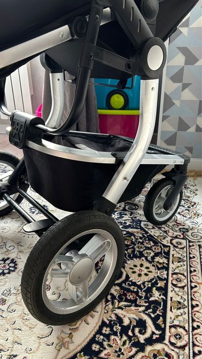 Детская коляска 3в1