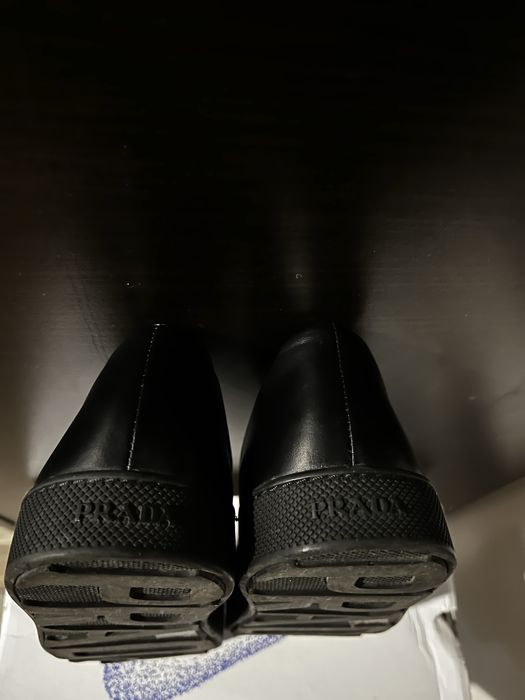 Pantofi eleganti Prada
